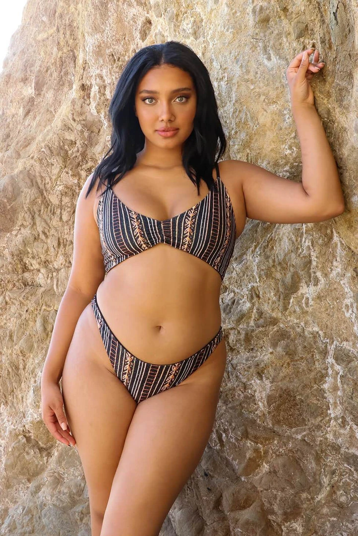 Wolven Reversible Ruched Recycled Swimsuit Top - Zephyr Best Sellers 3 Wolven Reversible Ruched Recycled Swimsuit Top - Zephyr Best Sellers