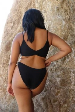 Wolven Reversible Ruched Recycled Swimsuit Top - Zephyr Best Sellers 17 Wolven Reversible Ruched Recycled Swimsuit Top - Zephyr Best Sellers