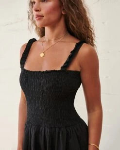 WVN Sita Dress Clothing