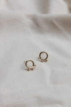 Yewo Zovu Recycled Stud Earrings Jewelry