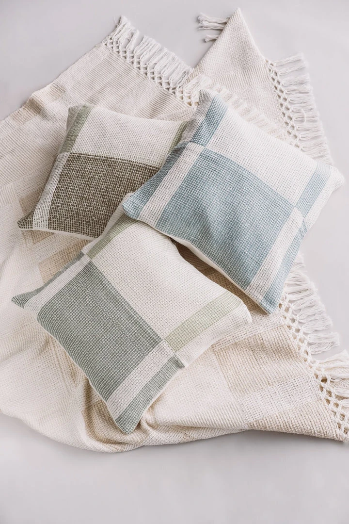 Zuahaza Páramo Throw Pillow Cover 5 Zuahaza Páramo Throw Pillow Cover